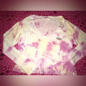 Victoria’s Secret PINK Small Valentine’s Day Tie-dye Crop Top